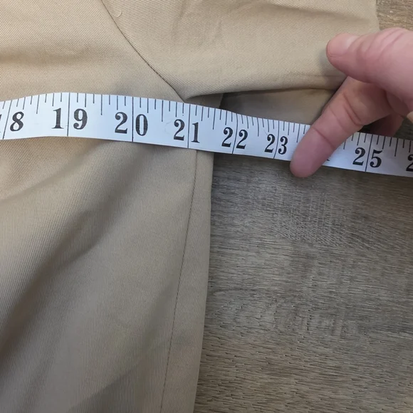 Zara x Everlast ($129) Cropped Bomber Jacket Beige Logo Athletic Jacket NWT - Picture 7 of 8